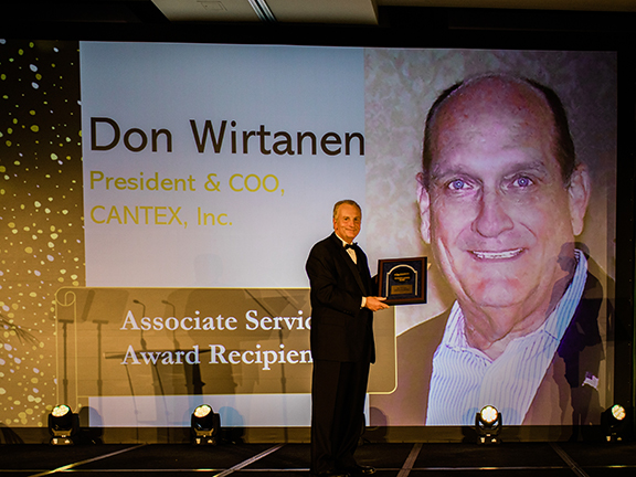 CANTEX's-Don-Wirtanen's-NAED-award.jpg